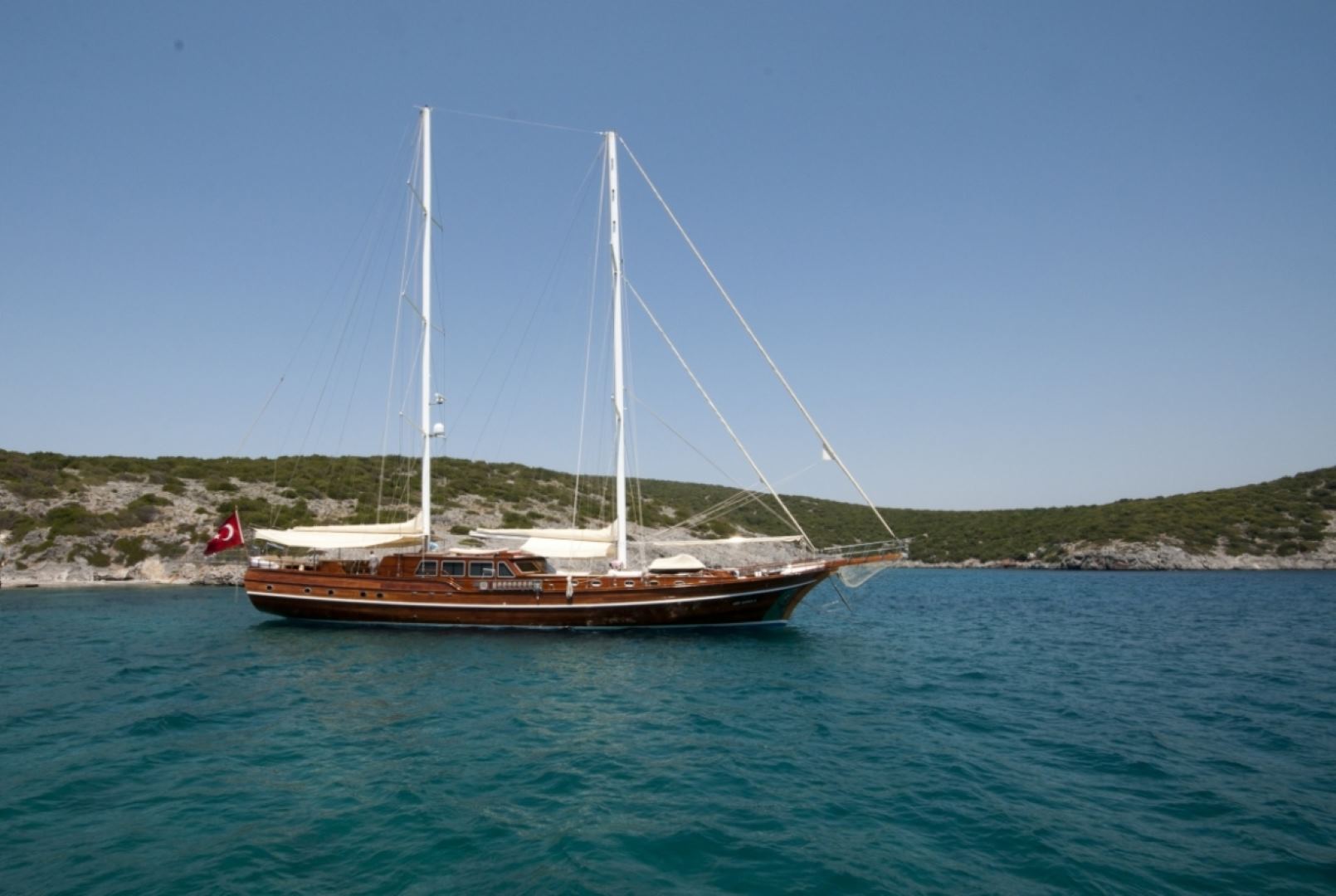 Arif Kaptan A Gulet Luxury Bodrum Yacht Charter 6 Cabins Air Condition