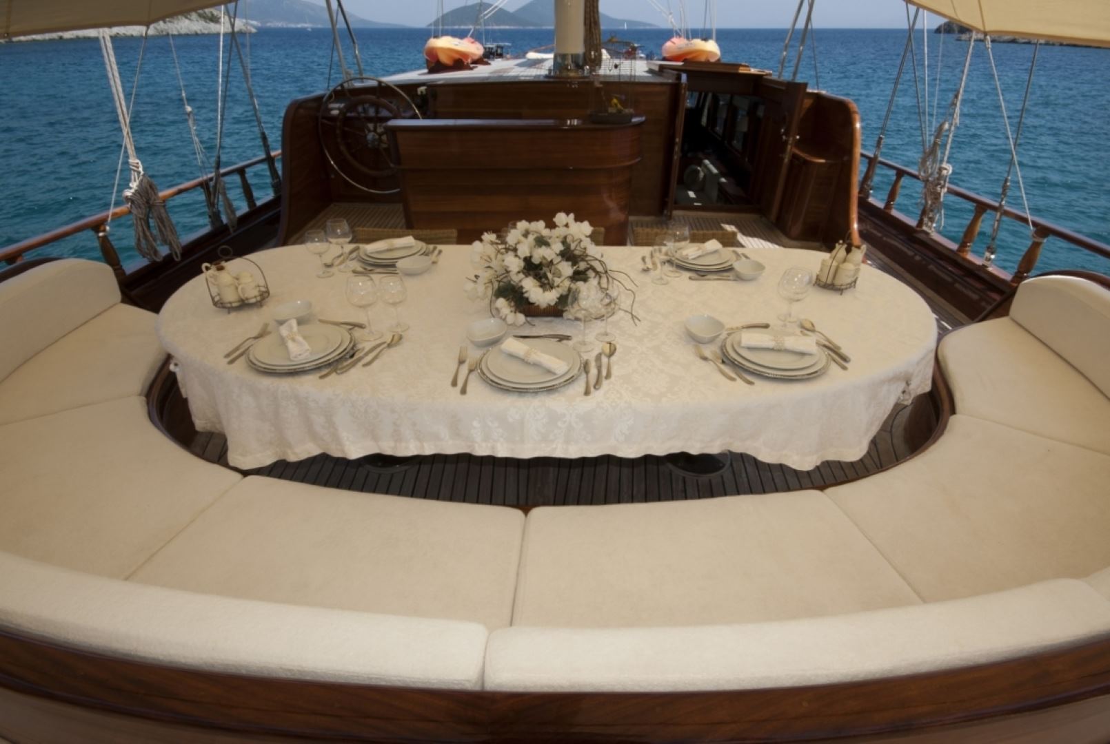 Arif Kaptan A Gulet Luxury Bodrum Yacht Charter 6 Cabins Air Condition