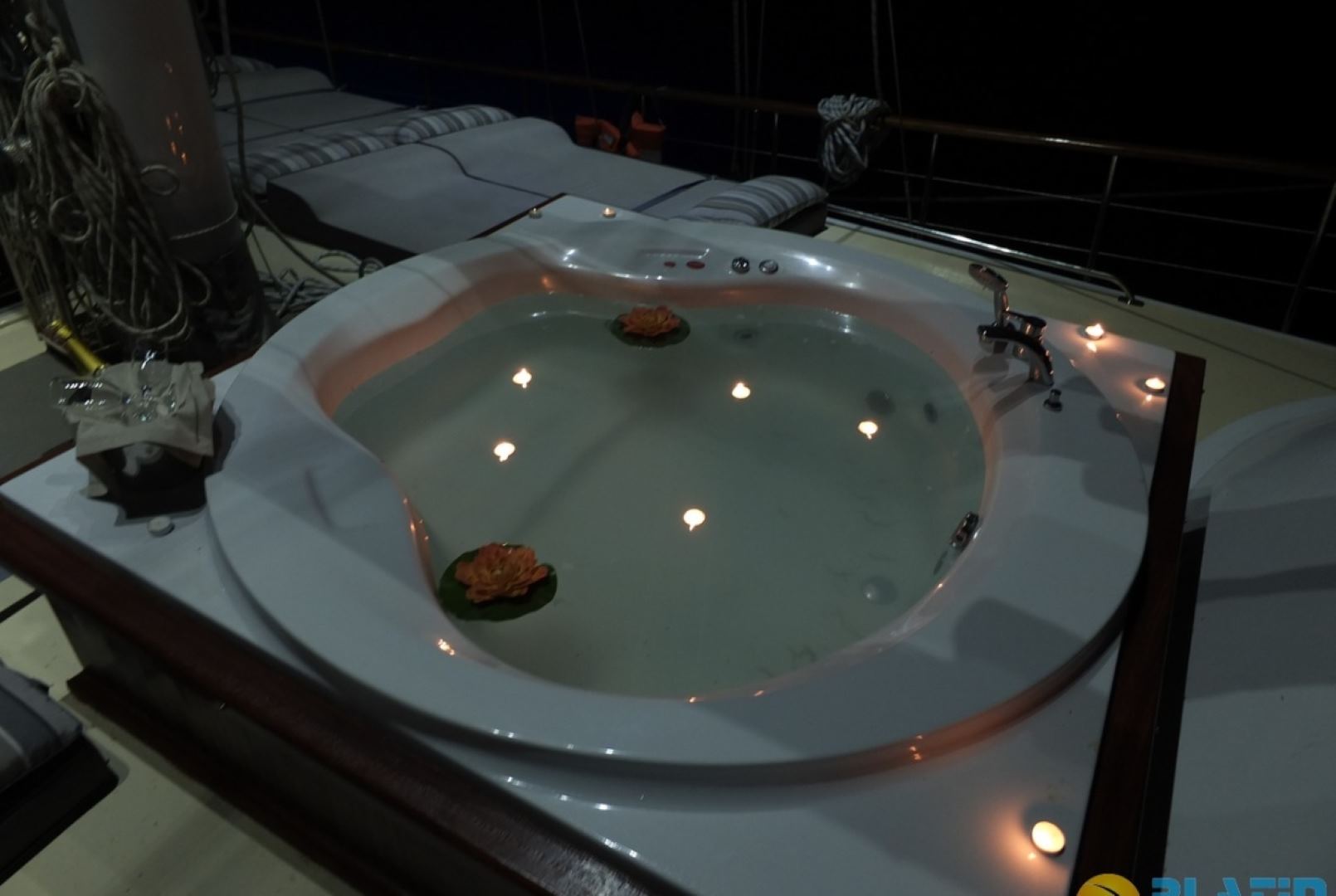 Yacht Kaptan Mehmet Bugra 8 Cabins 34 Meters Yacht Charter Turkey