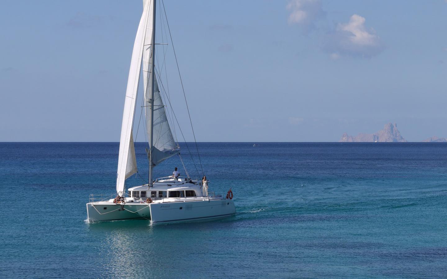 catamaran