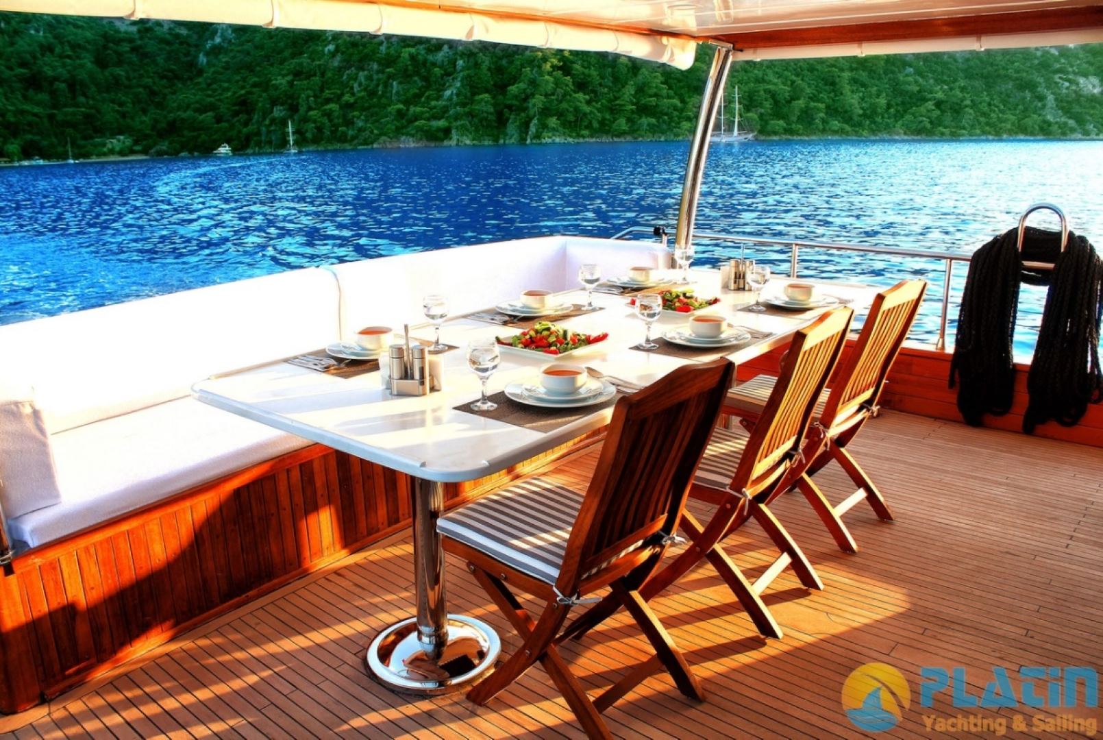 Maske 3 Rental Motorycht in Turkey Fethiye Marmaris Bodrum