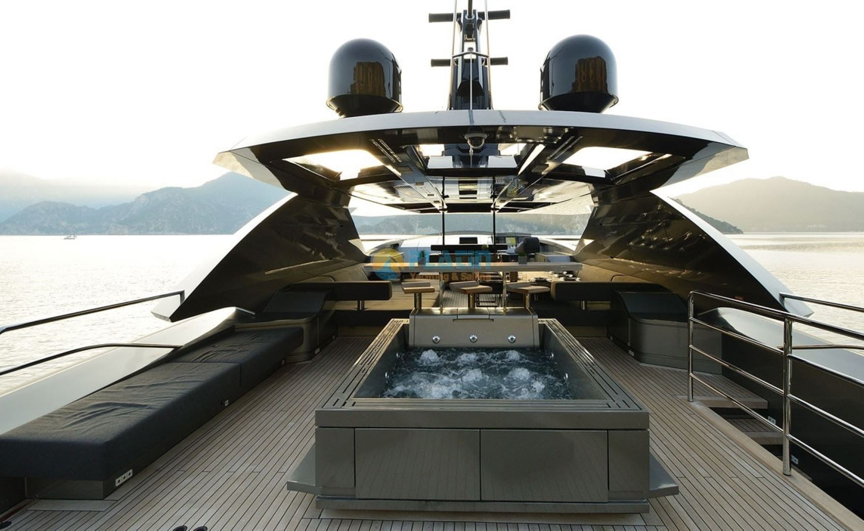 Motoryacht Charter Rent Motor Yacht