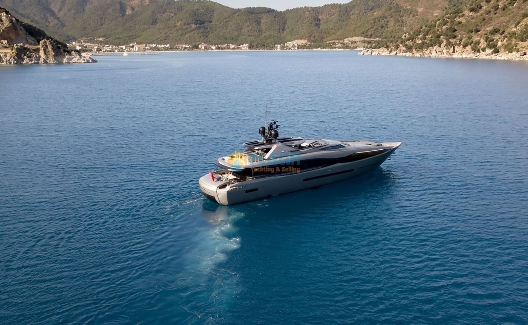 Motoryacht Charter Rent Motor Yacht