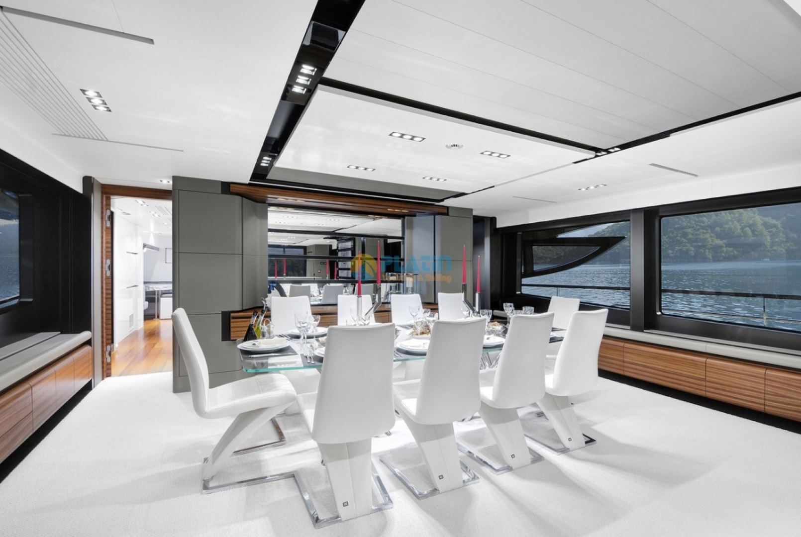 Motoryacht Charter Rent Motor Yacht