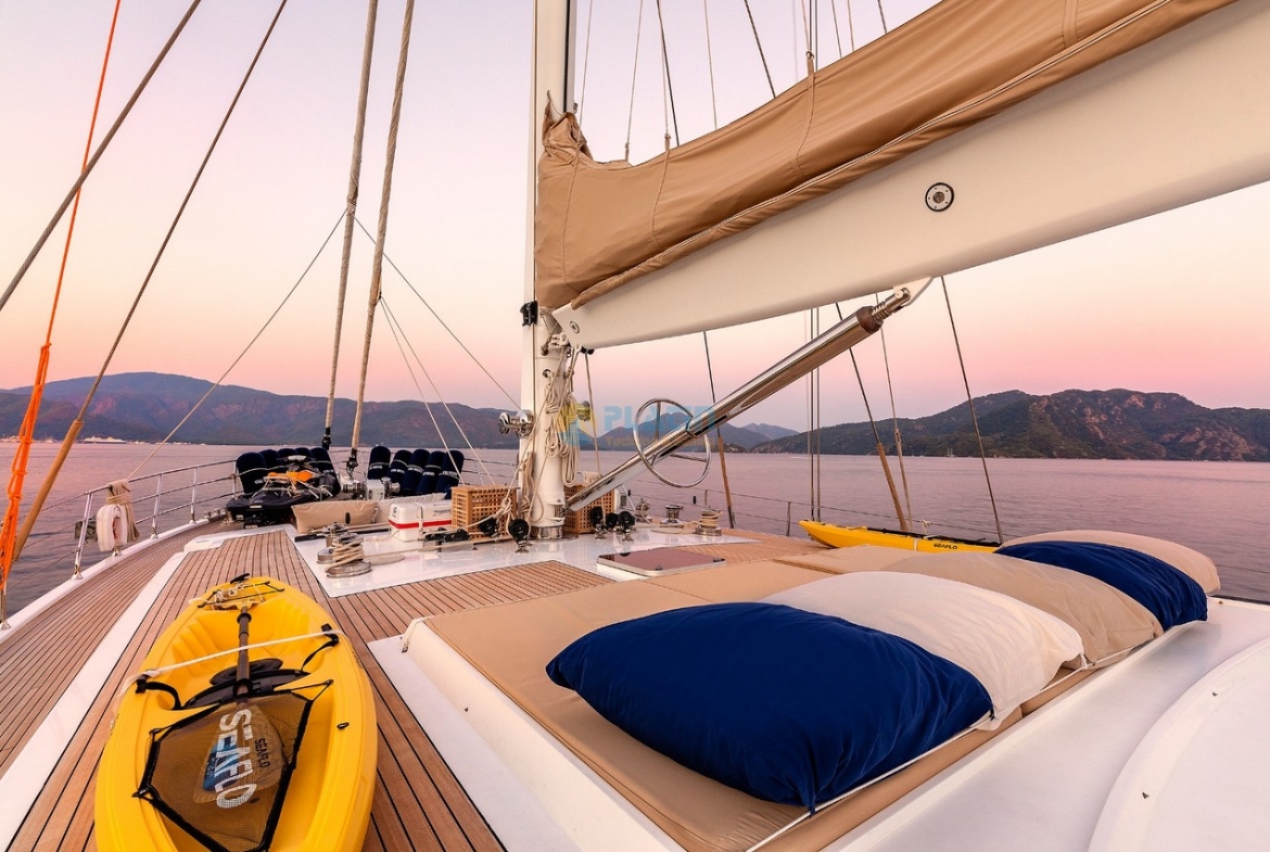 Ubi Bene Gulet Yacht Charter