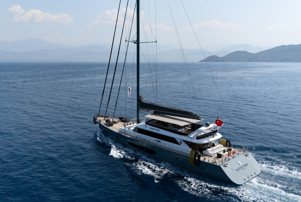 North wind Yacht