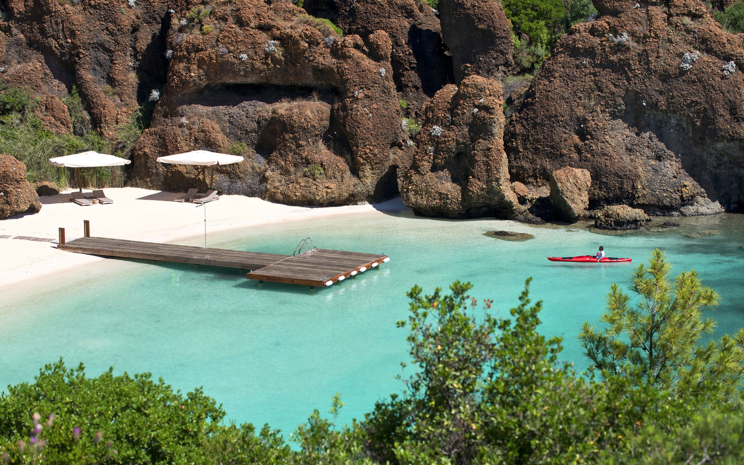 D Maris Bay