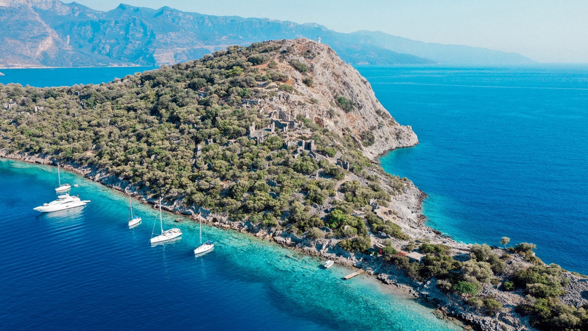 Остров Джемилер и Церковь Святого Николая