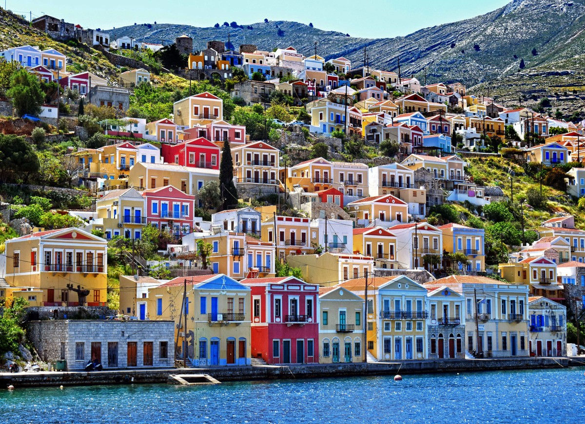 Сими (Symi) в малахитовой глади скрытый рай Эгейского моря