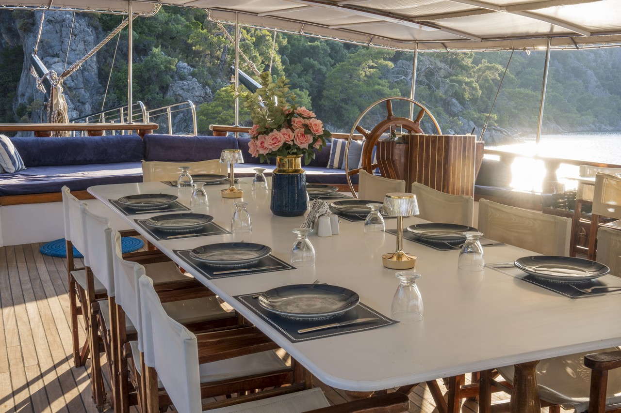 Аренда Гулета для Особых Событий День Рождения, Годовщина и Другие Праздники