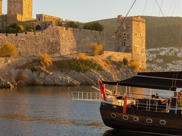 Захватывающий Чартер Гулета на Бирюзовом Побережье Турции – 7-дневный маршрут из Бодрума