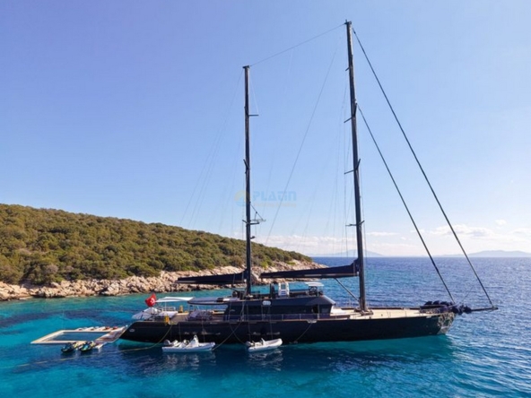 Аренда ультралюксовой парусной яхты Oguz Khan