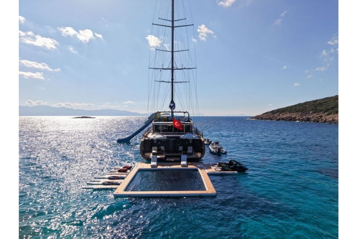 Аренда ультралюксовой парусной яхты Oguz Khan