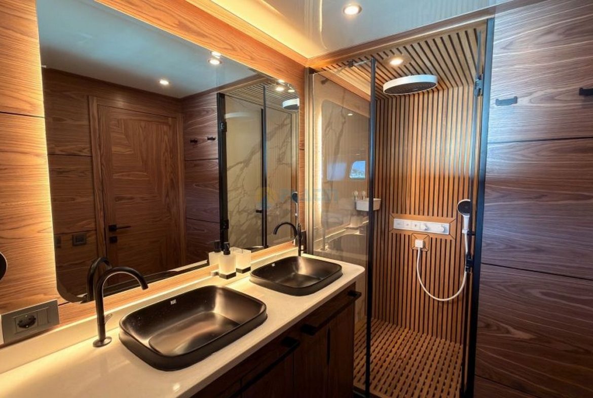 Аренда ультралюксовой парусной яхты Oguz Khan