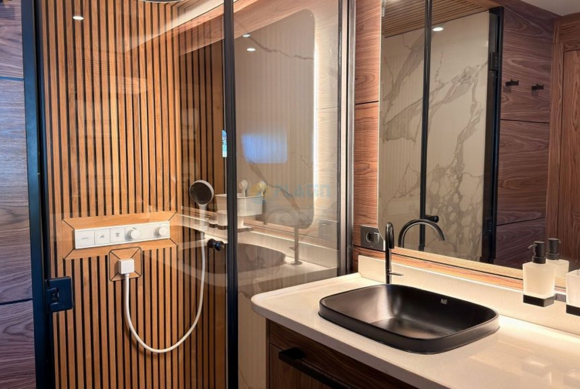 Аренда ультралюксовой парусной яхты Oguz Khan