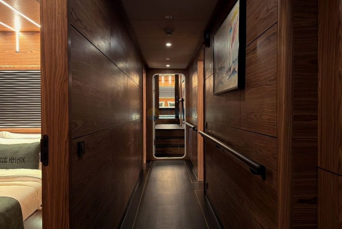 Аренда ультралюксовой парусной яхты Oguz Khan