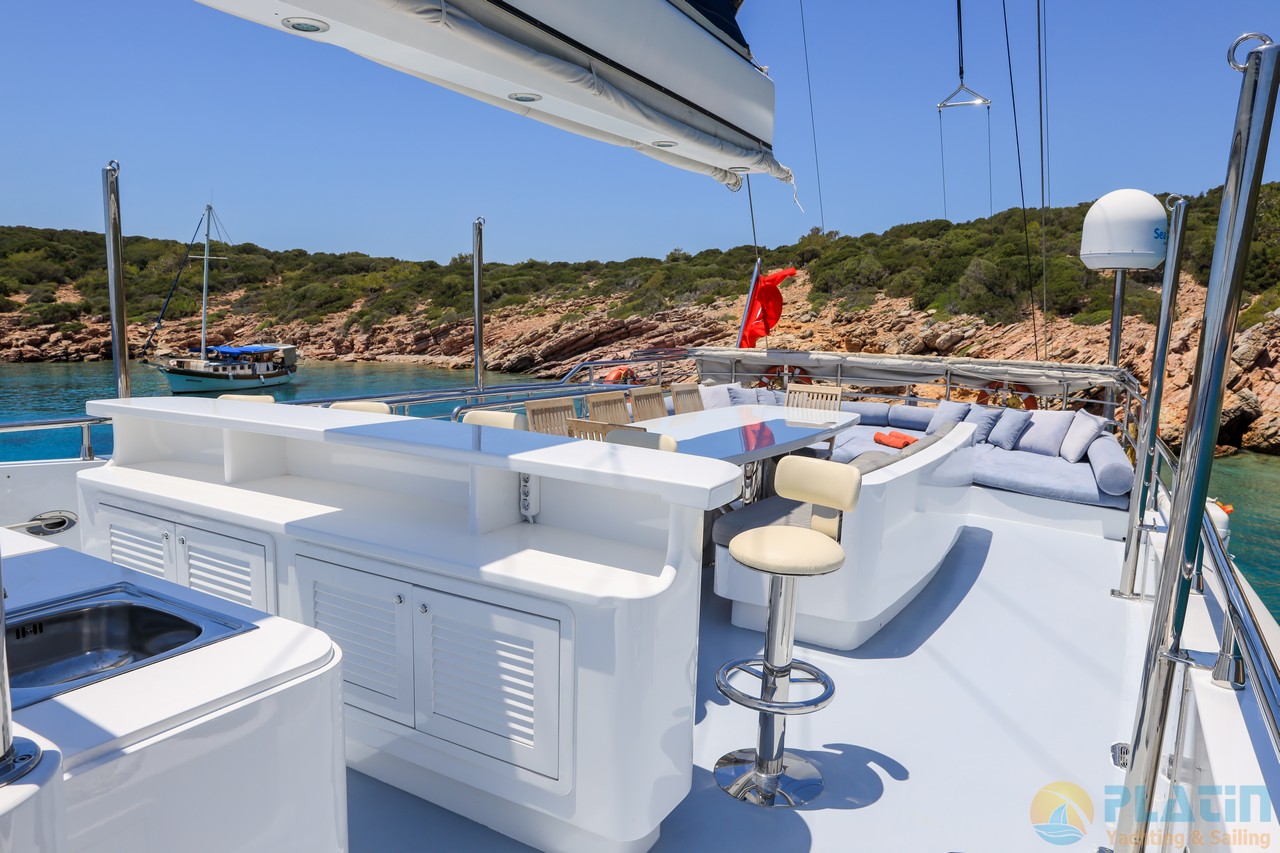 7 Тихих Преимуществ Отдыха на Яхте, О Которых Сложно Рассказать Словами